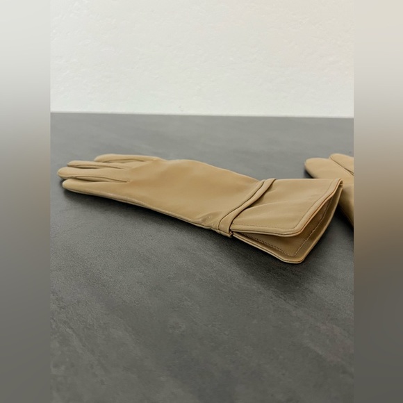 Vintage Fownes Tan Beige Leather Gloves Women’s Size A WPL‎ 9522 Acrylic Lining - Picture 3 of 7